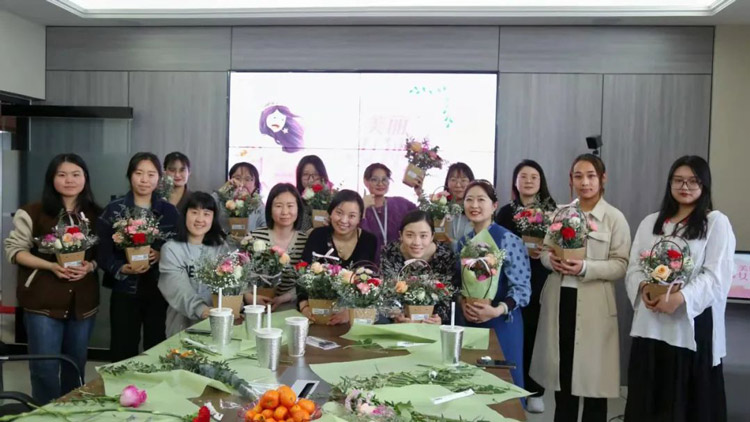 婦女節(jié)|巾幗綻芳華，致敬最美的她！